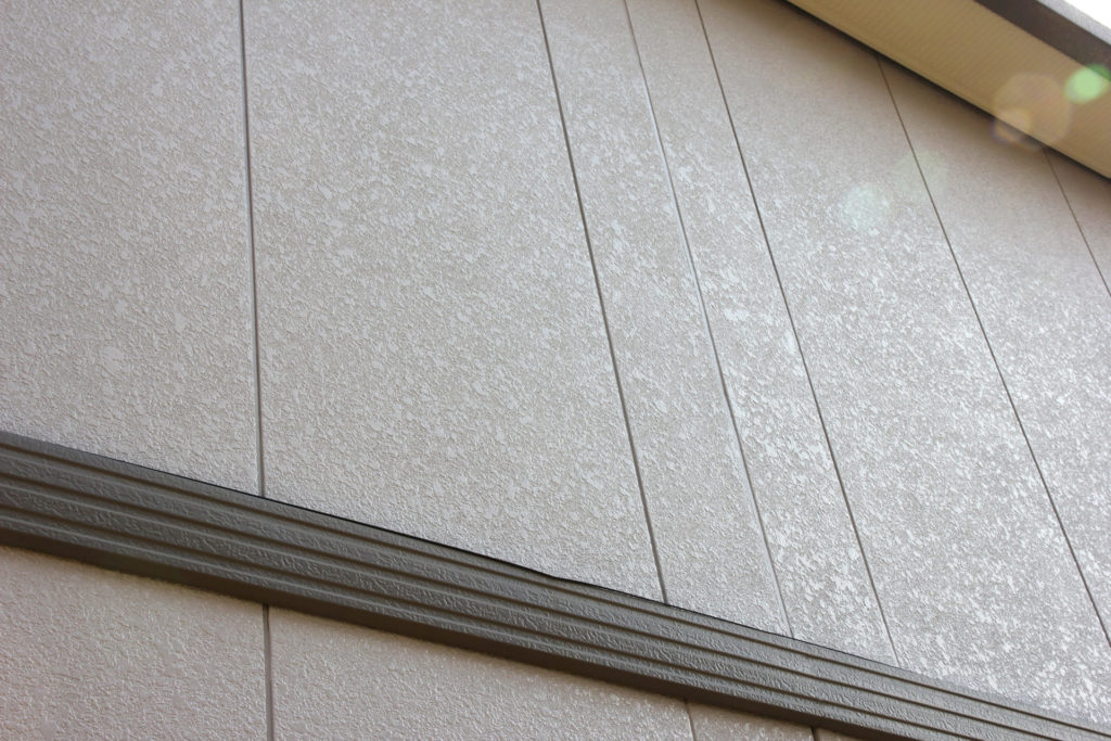 外壁塗装をDIYで行うメリットとデメリットとは？横浜市の業者が一挙解説！