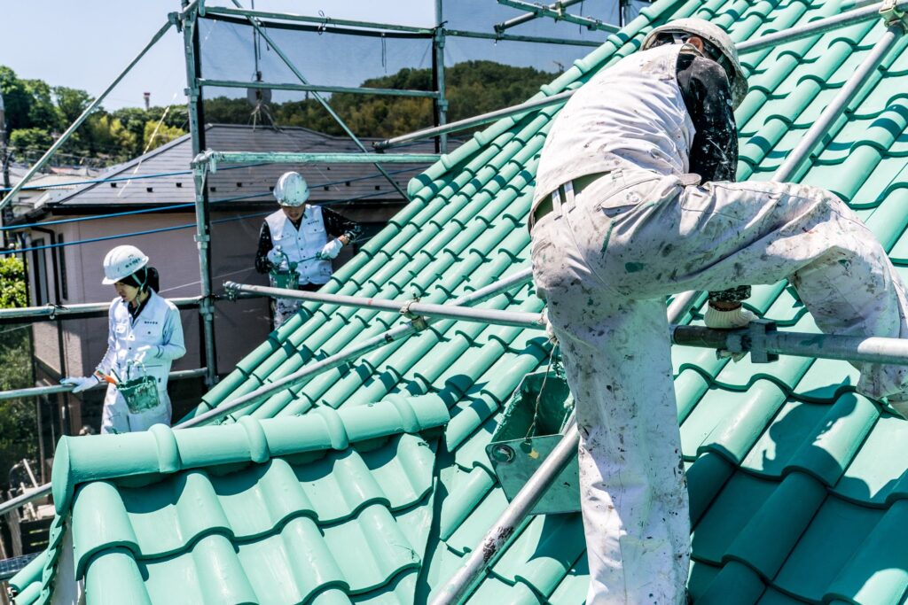 屋根塗装の縁切りが不要な屋根はある？