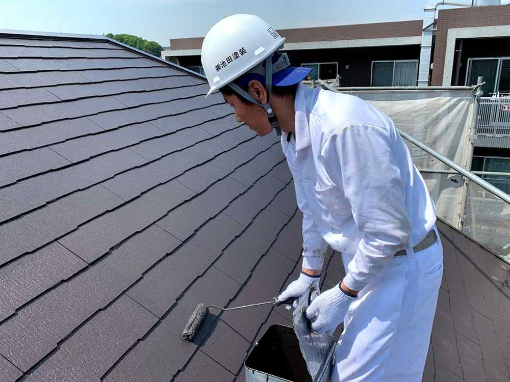 外壁塗装と屋根塗装を一緒に行うべき？