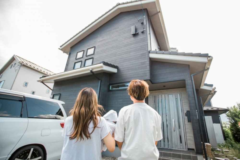 ハウスメーカーで建てたお家の外壁塗装を考えるタイミングと劣化のサイン